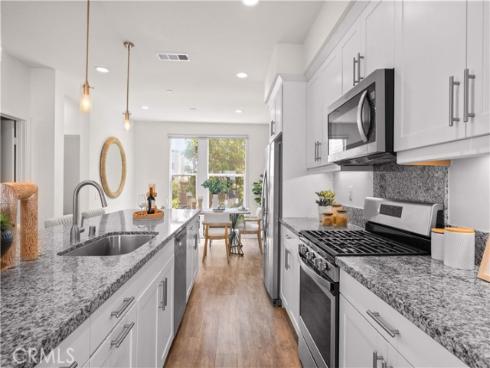 645 W 17th , Costa Mesa, CA