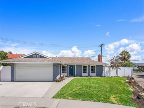 1566 Corsica Place , Costa Mesa, CA