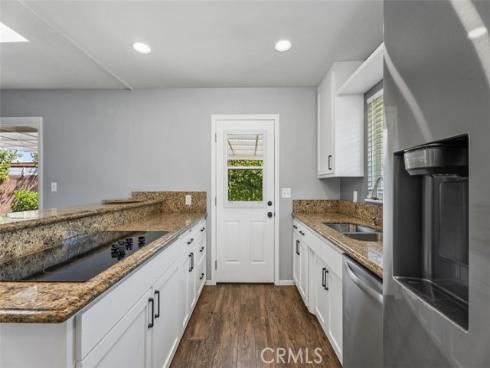 1566 Corsica Place , Costa Mesa, CA