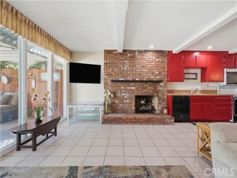 635  Plumer  , Costa Mesa, CA