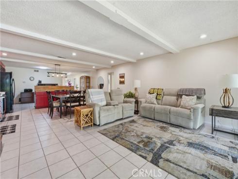635  Plumer  , Costa Mesa, CA