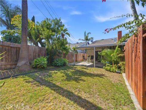 635  Plumer  , Costa Mesa, CA