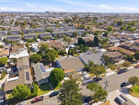 635  Plumer  , Costa Mesa, CA