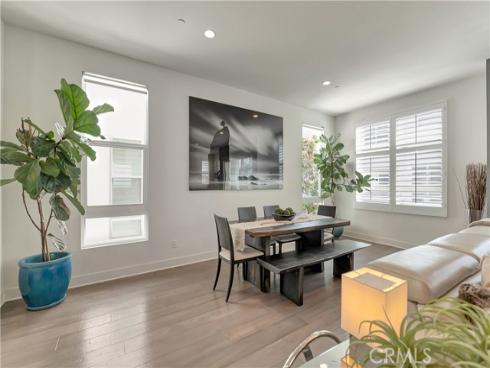 2105 Two Harbors Circle, Costa Mesa, CA