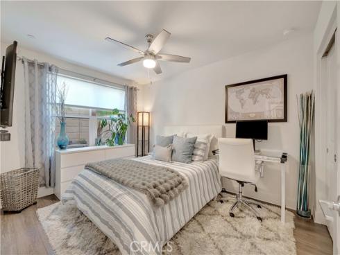 2105 Two Harbors Circle, Costa Mesa, CA