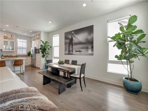 2105 Two Harbors Circle, Costa Mesa, CA