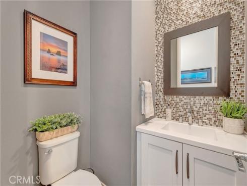 2105 Two Harbors Circle, Costa Mesa, CA