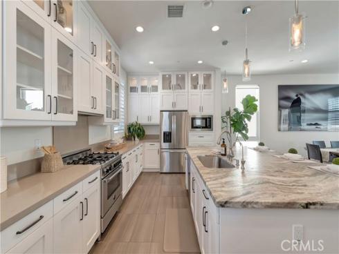 2105 Two Harbors Circle, Costa Mesa, CA