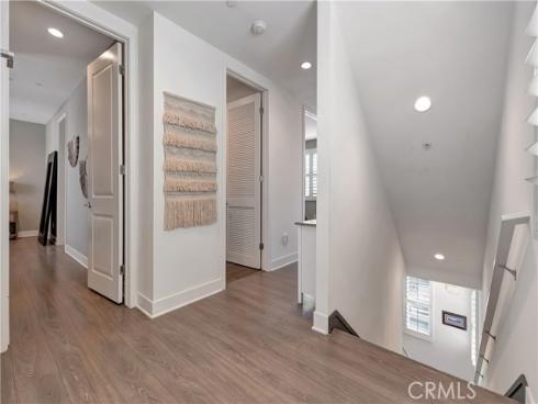 2105 Two Harbors Circle, Costa Mesa, CA