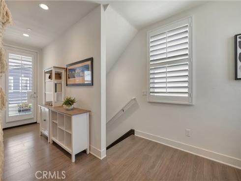 2105 Two Harbors Circle, Costa Mesa, CA