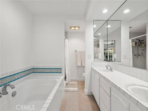 2435  Marseilles   Way, Costa Mesa, CA