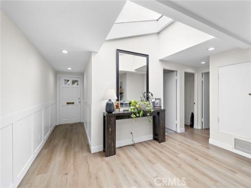 2435  Marseilles   Way, Costa Mesa, CA