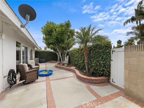 2435  Marseilles   Way, Costa Mesa, CA