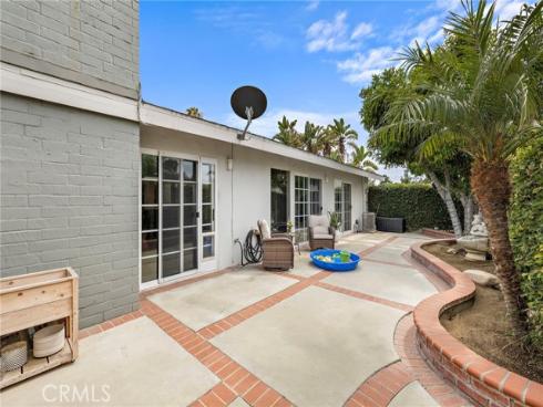 2435  Marseilles   Way, Costa Mesa, CA