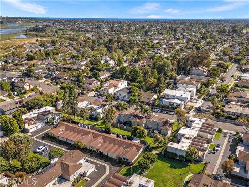 2435  Marseilles   Way, Costa Mesa, CA