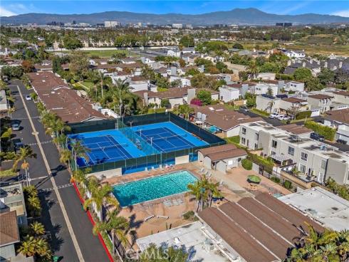 2435  Marseilles   Way, Costa Mesa, CA