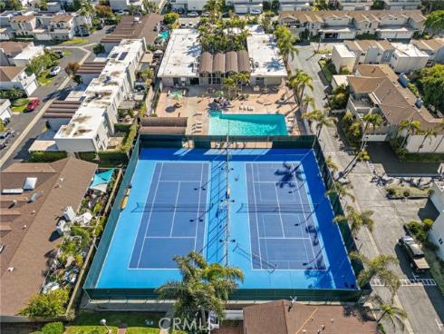 2435  Marseilles   Way, Costa Mesa, CA
