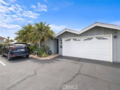 2435  Marseilles   Way, Costa Mesa, CA
