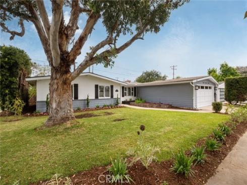 300 Esther Street, Costa Mesa, CA