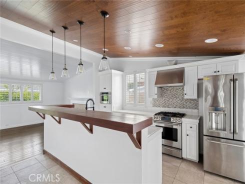 300 Esther Street, Costa Mesa, CA