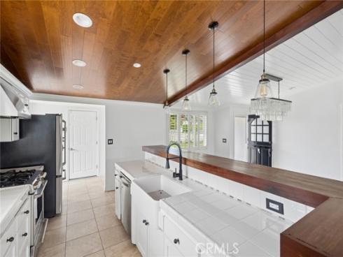 300 Esther Street, Costa Mesa, CA