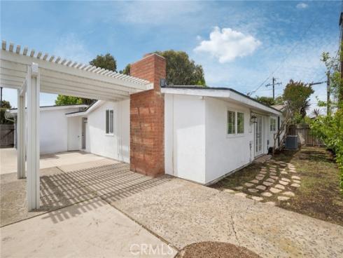 300 Esther Street, Costa Mesa, CA