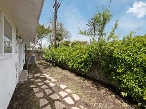 300 Esther Street, Costa Mesa, CA