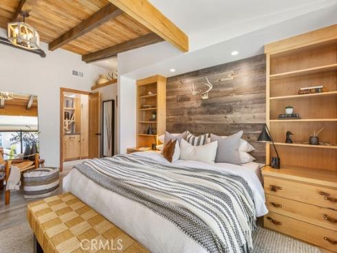 252 Walnut , Costa Mesa, CA