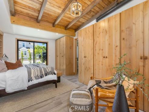 252 Walnut , Costa Mesa, CA