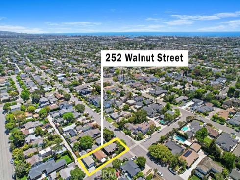 252 Walnut , Costa Mesa, CA