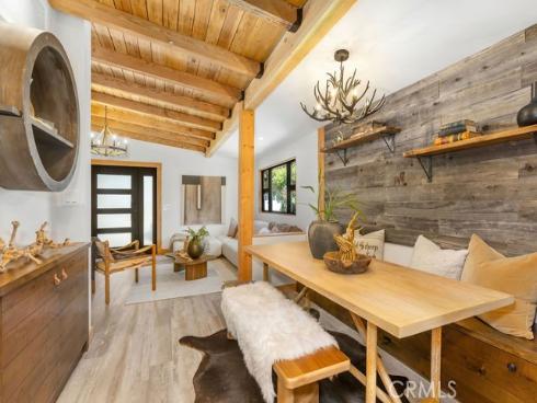 252 Walnut , Costa Mesa, CA