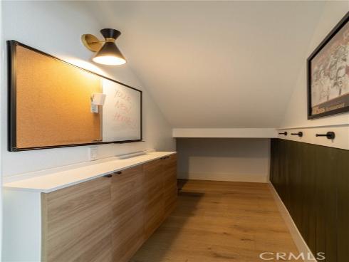 293 Mesa Dr , Costa Mesa, CA