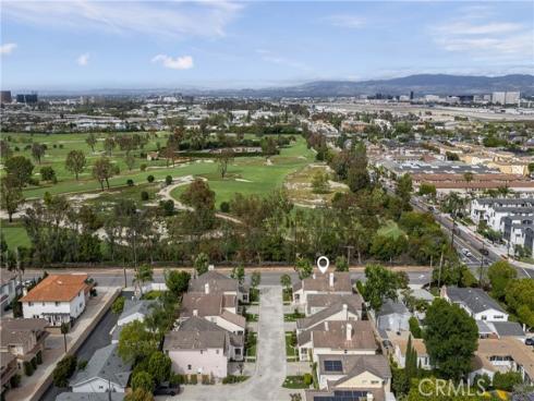 293 Mesa Dr , Costa Mesa, CA
