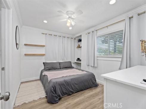 195 Broadway , Costa Mesa, CA