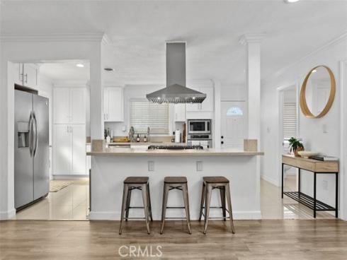 195 Broadway , Costa Mesa, CA