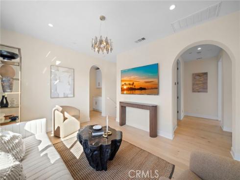 2573 Elden D Avenue, Costa Mesa, CA