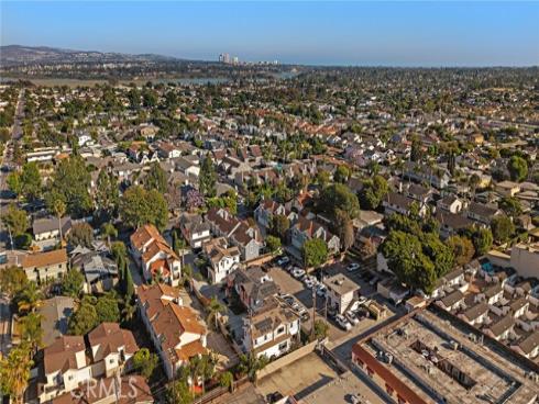 2573  Elden  D  Avenue, Costa Mesa, CA