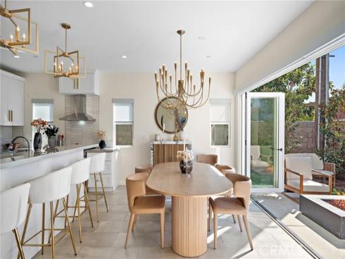 2573 Elden D Avenue, Costa Mesa, CA