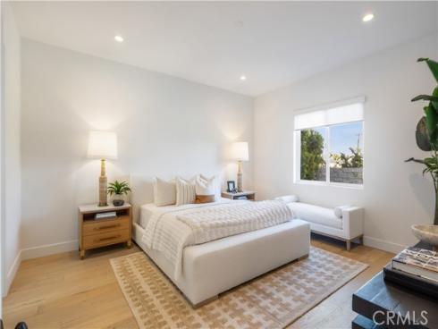 333 Mesa Drive, Costa Mesa, CA