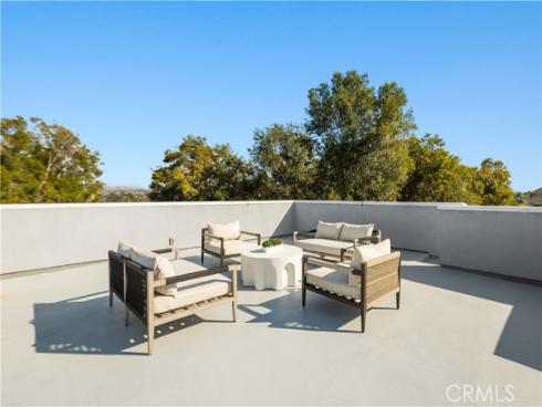 333 Mesa Drive, Costa Mesa, CA