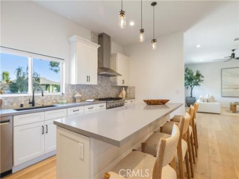 333 Mesa Drive, Costa Mesa, CA