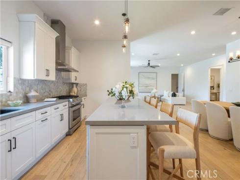 333 Mesa Drive, Costa Mesa, CA