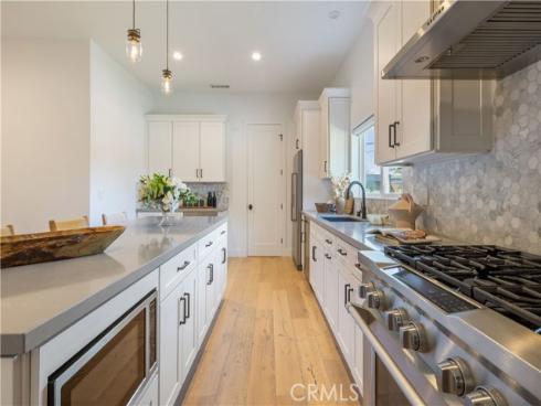 333 Mesa Drive, Costa Mesa, CA