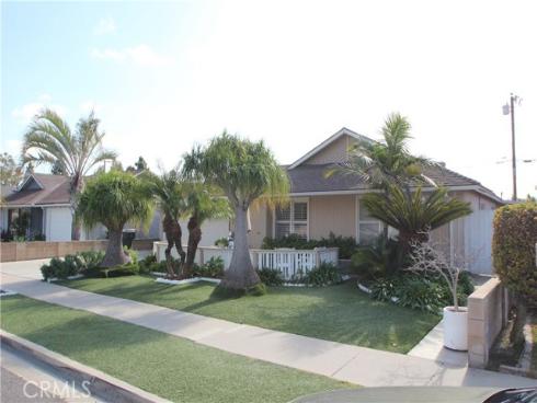1067 Cheyenne Street, Costa Mesa, CA