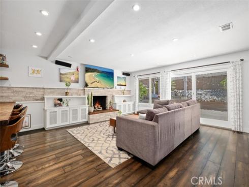 1815  Kinglet   Court, Costa Mesa, CA