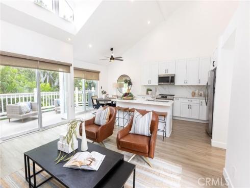 3010 Elmira 42 , Costa Mesa, CA