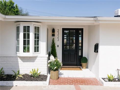 2323  Cornell  , Costa Mesa, CA