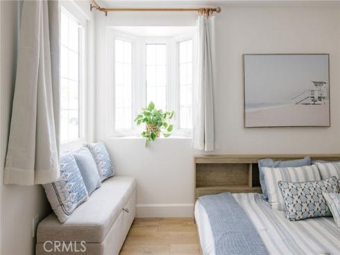 2323  Cornell  , Costa Mesa, CA