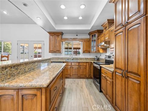 1099 Salinas , Costa Mesa, CA