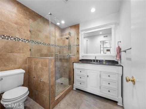 1099 Salinas , Costa Mesa, CA